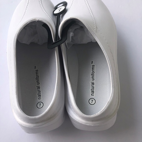 Clogs - Picture 2 of 4